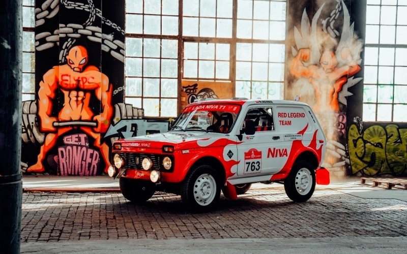 
            Блокпосты из-за COVID, Lada Niva для «Дакара» и другое. Автоновости дня
        