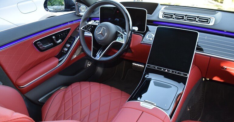 
            От Honda до Bentley: названы лучшие автомобильные интерьеры 2021 года
        