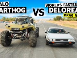 Самый быстрый DeLorean сразился в дрэге с экстремальным вездеходом. Видео