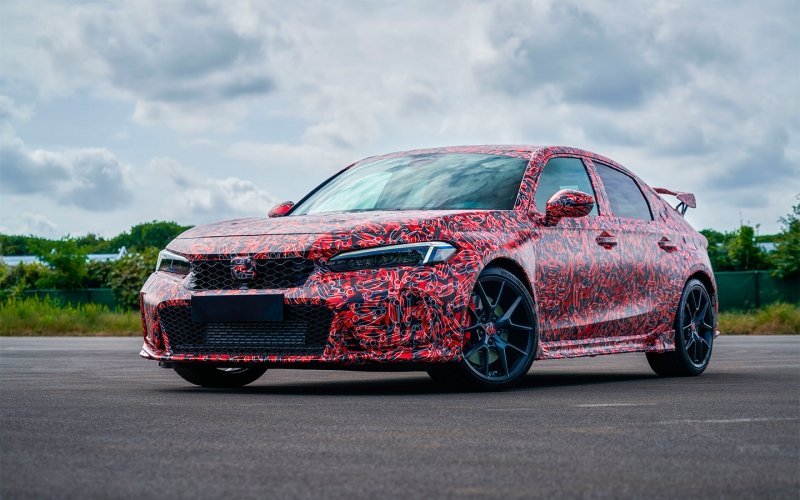 
            Honda показала хот-хэтч Civic Type R нового поколения
        