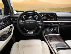 Chery показала интерьер большого кроссовера Exeed VX для России