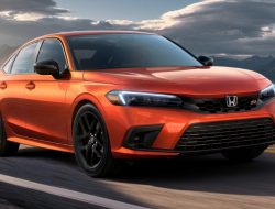 Новый Honda Civic получил версию с доработанным 202-сильным мотором