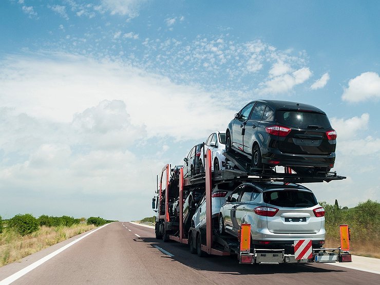 Экспорт легковых автомобилей из России увеличился на 45%