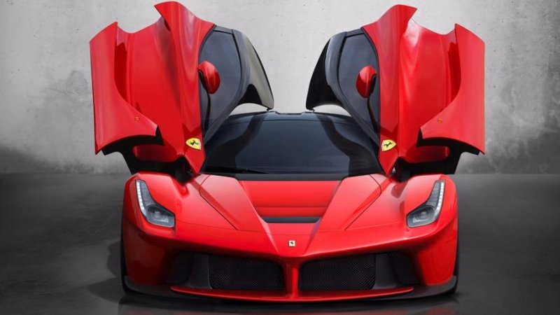 Ferrari выпустила расширенную гарантию для супергибрида LaFerrari