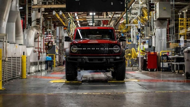 Ford Bronco получит штатную лебёдку и шноркель