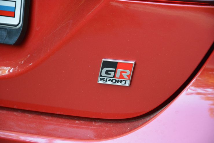 Gазуй, Rейсер: тест-драйв самой бешеной Toyota Camry