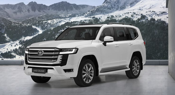 Хрустальный движок над страшным бампером: тест-драйв Toyota Land Cruiser 300