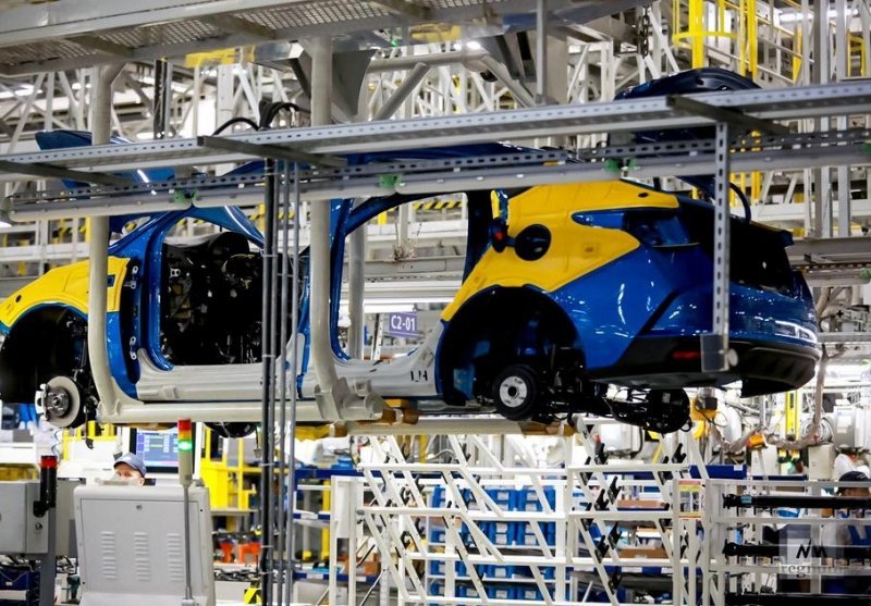 Hyundai приостанавливает производство автомобилей в России