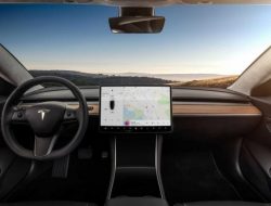 Криминалисты взломали бортовой компьютер электрокара Tesla