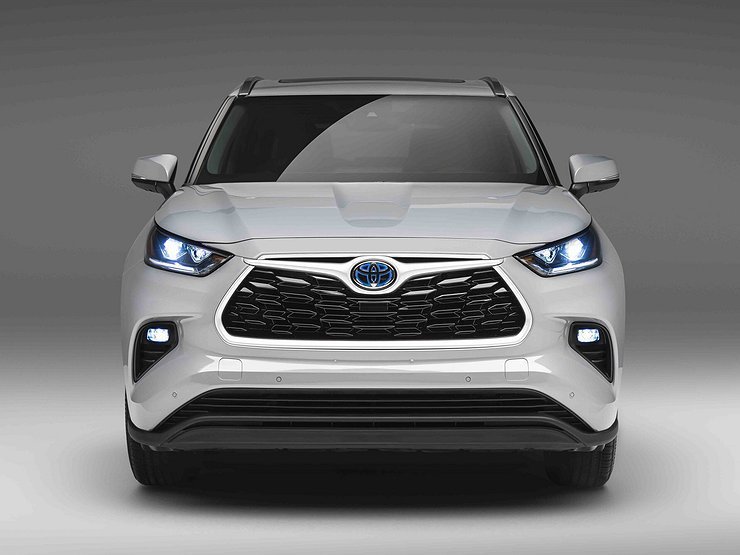 Кроссовер Toyota Highlander получил новую версию