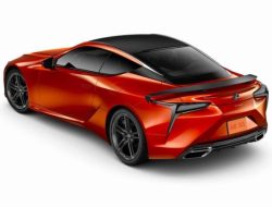 Lexus доработал подвеску и добавил индивидуальности LC 500