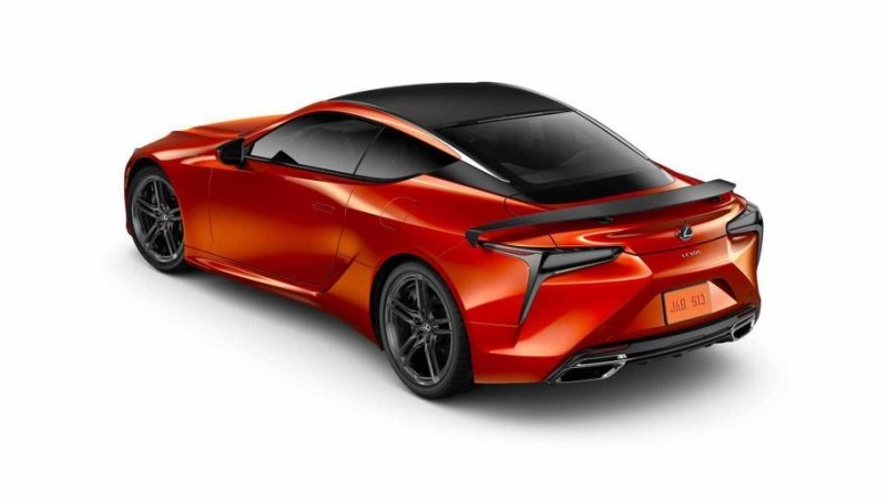 Lexus доработал подвеску и добавил индивидуальности LC 500