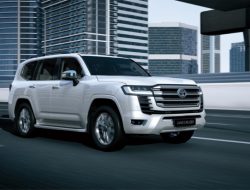 Новый Toyota Land Cruiser 300 будут выпускать без остановок