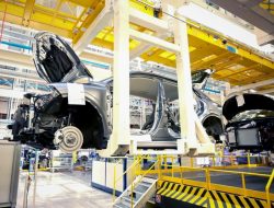 Оценены производственные потери Renault из-за глобального дефицита микрочипов