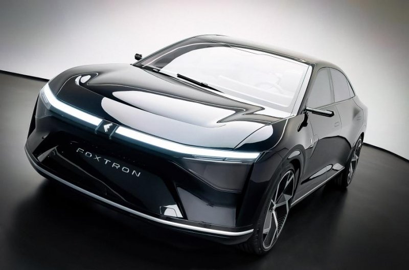 Посмотрите на соперника Tesla из Тайваня с экранами на кузове