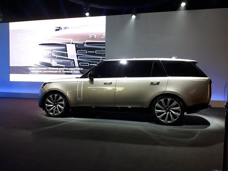 Потрогай меня: первый обзор нового поколения Range Rover