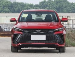 Представлен обновленный бюджетный седан Geely Emgrand L