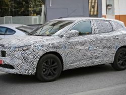 Renault Kadjar нового поколения сфотографировали во время тестов