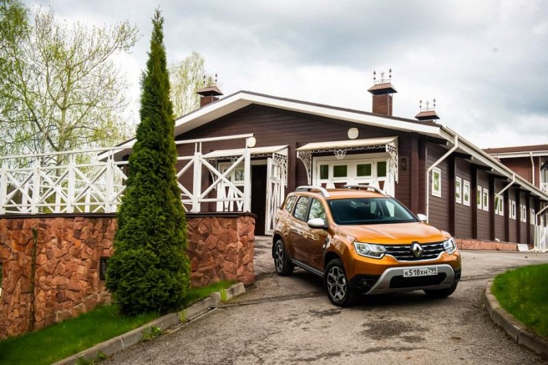 Renault подняла стоимость кроссоверов в России