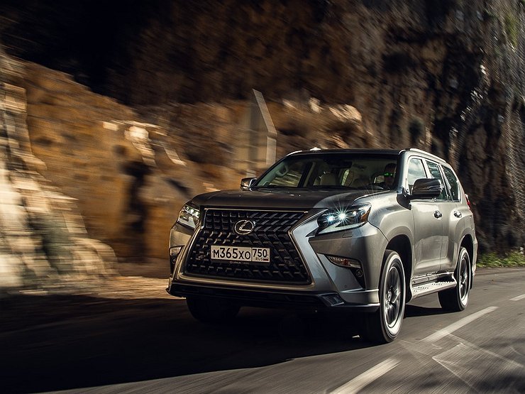 Стартовали российские продажи Lexus GX460 с новой мультимедиа и не только