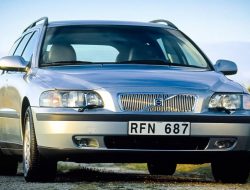 У 195 тысяч автомобилей Volvo обнаружили проблему, опасную для жизни