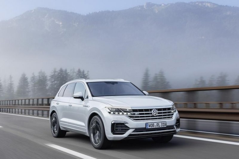 В России отзывают новые Volkswagen Touareg из-за проблем с подвеской