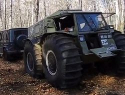 Видео: новый «Гелик» сразился с вездеходом «Шерп» в перетягивании каната