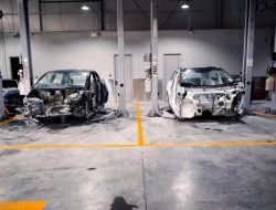 Видео: Tesla Model Y и Volkswagen ID.6 Crozz столкнули лоб в лоб ради краш-теста
