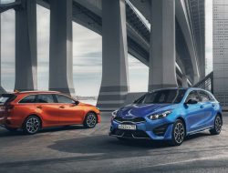 Kia объявила рублевые цены на обновленный Ceed