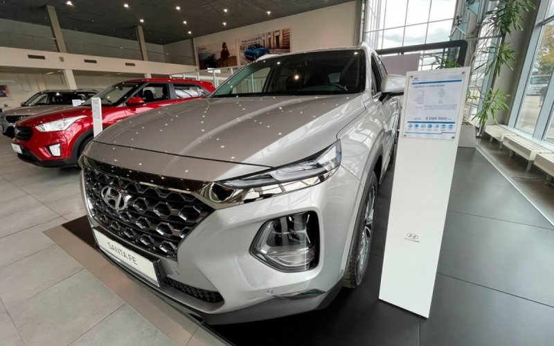 
            Налог на роскошь, финалисты «Авто года» и другое. Автоновости дня
        