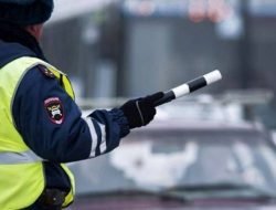 Массовые проверки ГИБДД: где будут тормозить водителей (список)