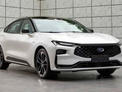 Ford Mondeo стал кросс-седаном после смены поколения