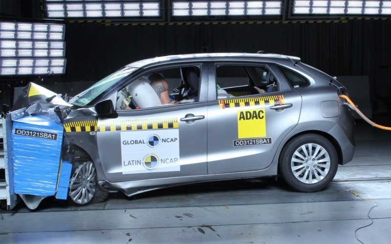 
            Маленький хэтчбек Suzuki получил ноль баллов на краш-тесте. Видео
        
