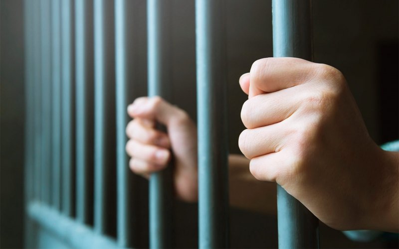 
            Власти предложили сажать в тюрьму на 5 лет за дорожное хулиганство
        