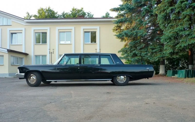 
            Советский лимузин 1973 года выставили на продажу за ₽17,9 млн. Фото
        