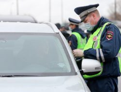 На дорогах не хватает инспекторов ГИБДД. В этом признались водители