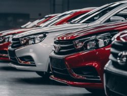 Падение продаж АвтоВАЗа, лимит 30 км/ч и другое. Автоновости дня