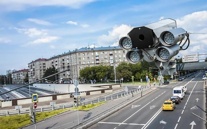 
            Новые камеры, Skoda Slavia и другое. Автоновости дня
        