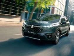 Suzuki выпустила кроссовер SX4 нового поколения