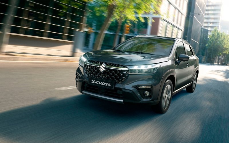
            Suzuki выпустила кроссовер SX4 нового поколения
        