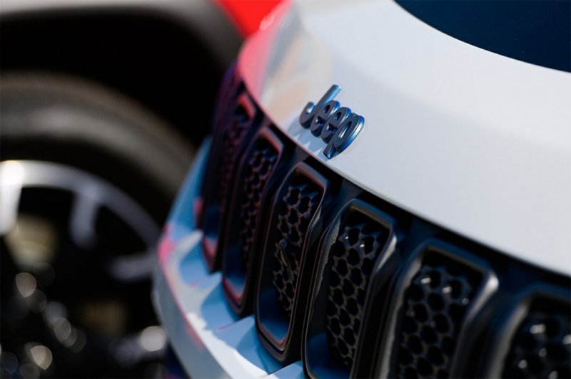 
            Следите за ногами. Неправильный тест-драйв Jeep Wrangler
        