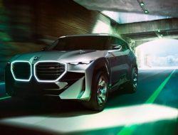 BMW показала 750-сильного конкурента Lamborghini Urus