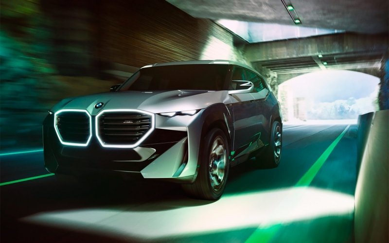
            BMW показала 750-сильного конкурента Lamborghini Urus
        
