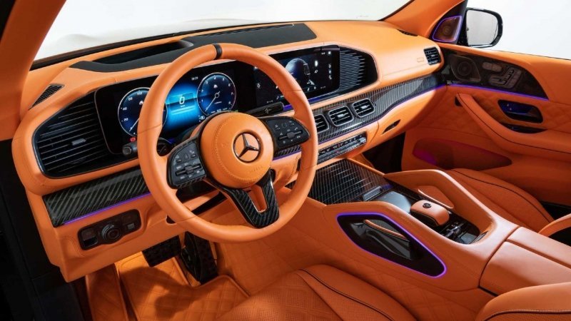 
            Brabus превратил Mercedes-Maybach GLS в 800-сильный суперкроссовер
        