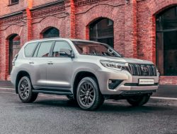 Toyota отзовет в России внедорожники Land Cruiser Prado 2021 года выпуска