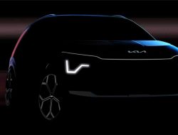 Kia показала внешность кроссовера Niro второго поколения