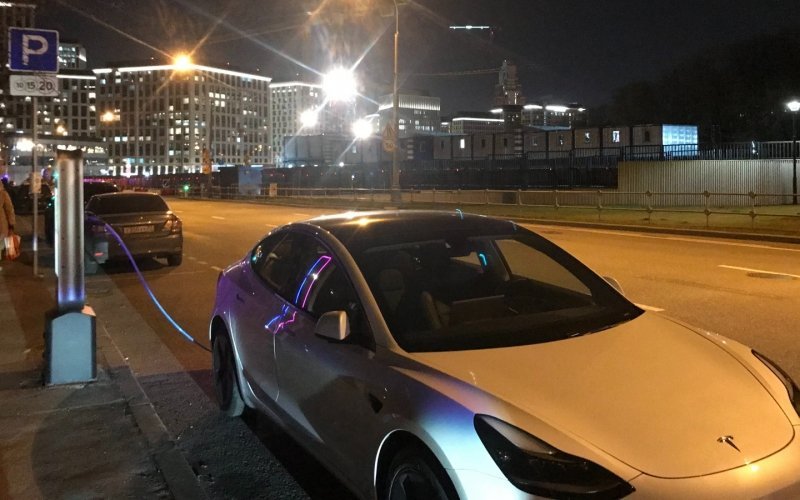 
            Автомобилистов обложат новым налогом. Сколько придется платить
        