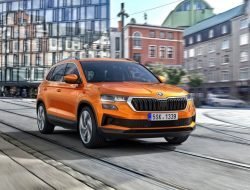 Где больше всего камер, новый Skoda Karoq и другое. Автоновости дня