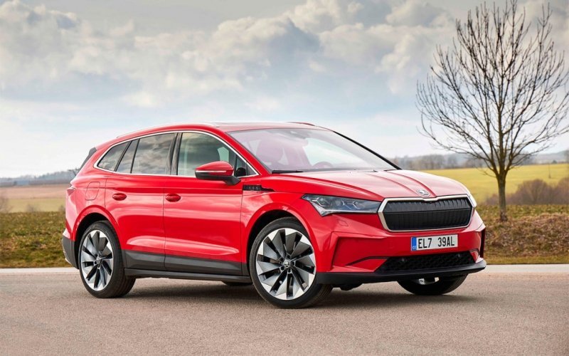 
            Налог на роскошь, финалисты «Авто года» и другое. Автоновости дня
        