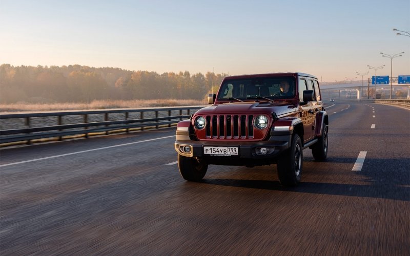 
            Следите за ногами. Неправильный тест-драйв Jeep Wrangler
        